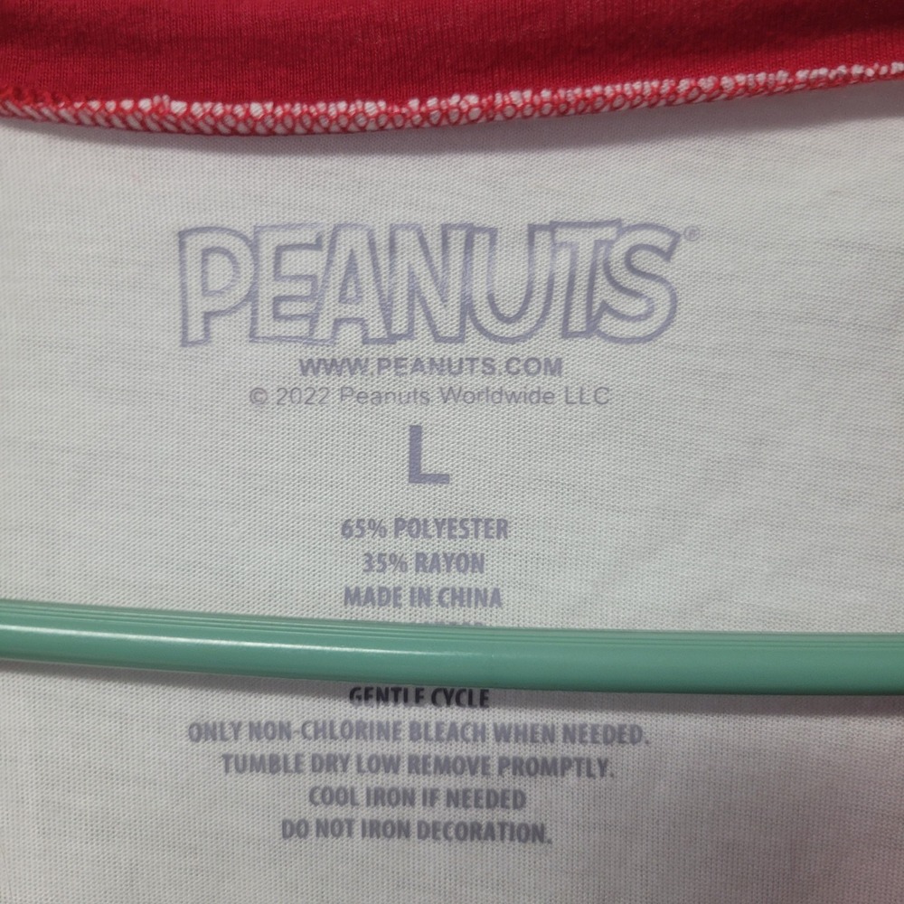 Peanuts Snoopy Holiday Cheer Raglan Shirt Womens‎ Large Red White Christmas Top - Picture 6 of 7